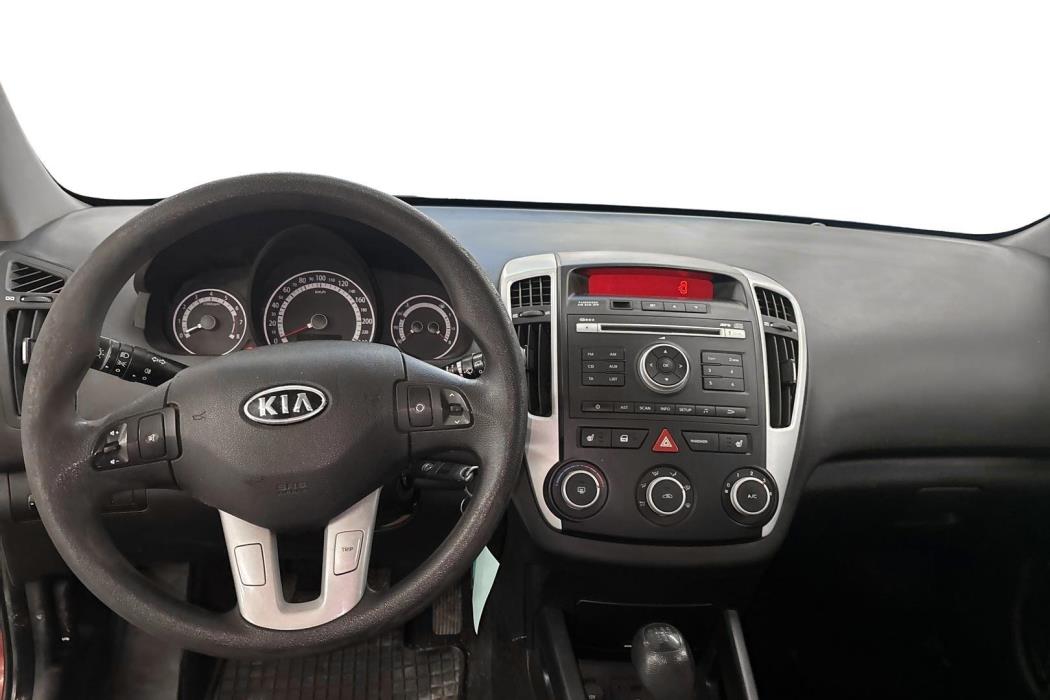 KIA cee'd 2010