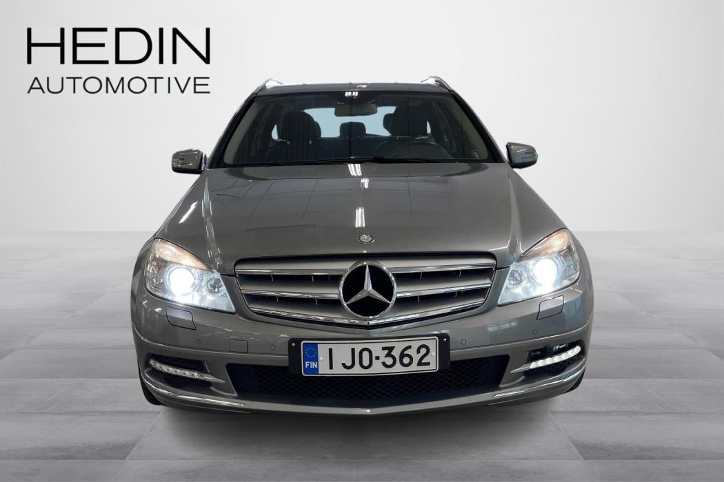 MERCEDES-BENZ C 2011
