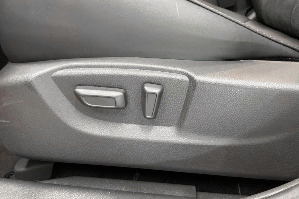 MITSUBISHI Eclipse Cross 2025