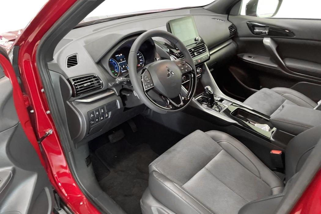 MITSUBISHI Eclipse Cross 2025