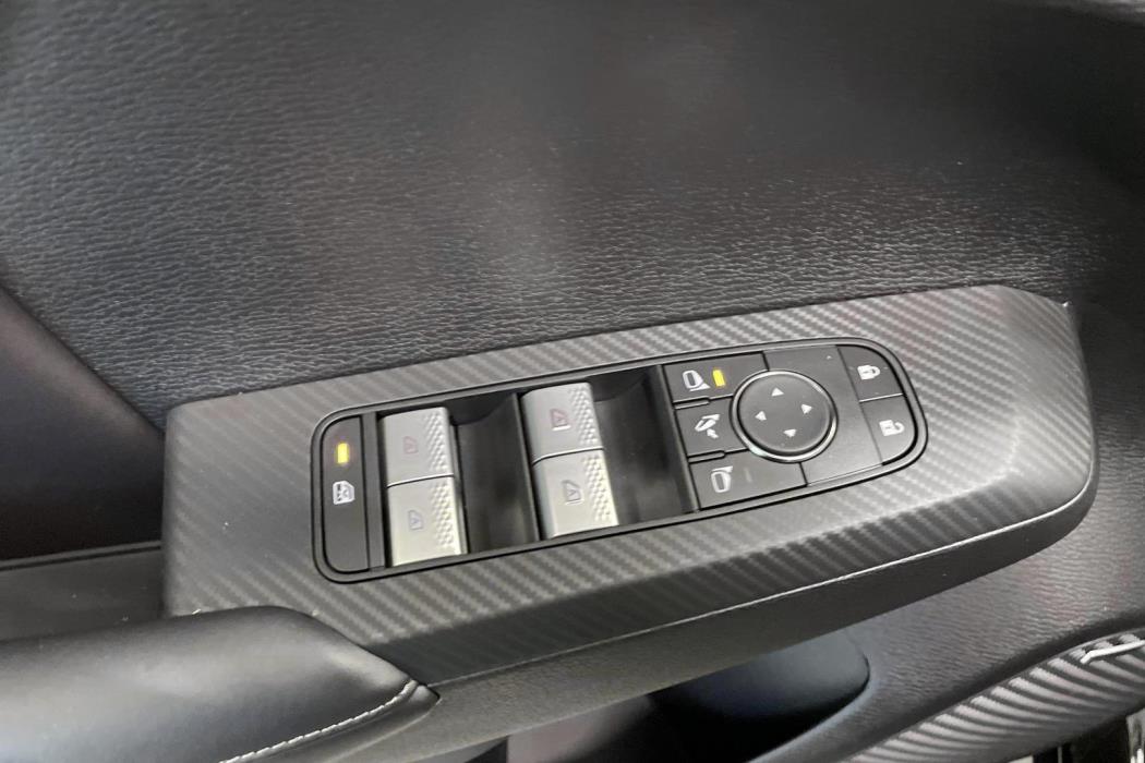 MITSUBISHI OUTLANDER 2025