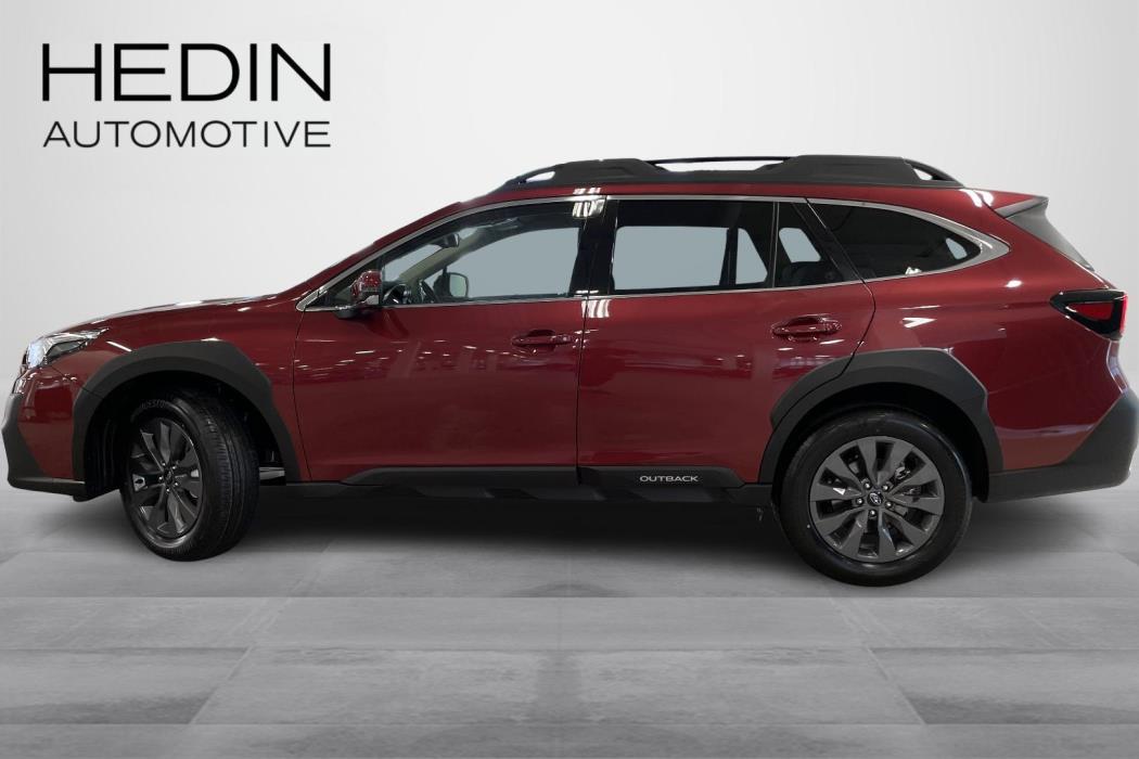 SUBARU OUTBACK 2025