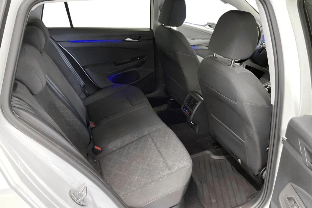 Volkswagen Golf 2021