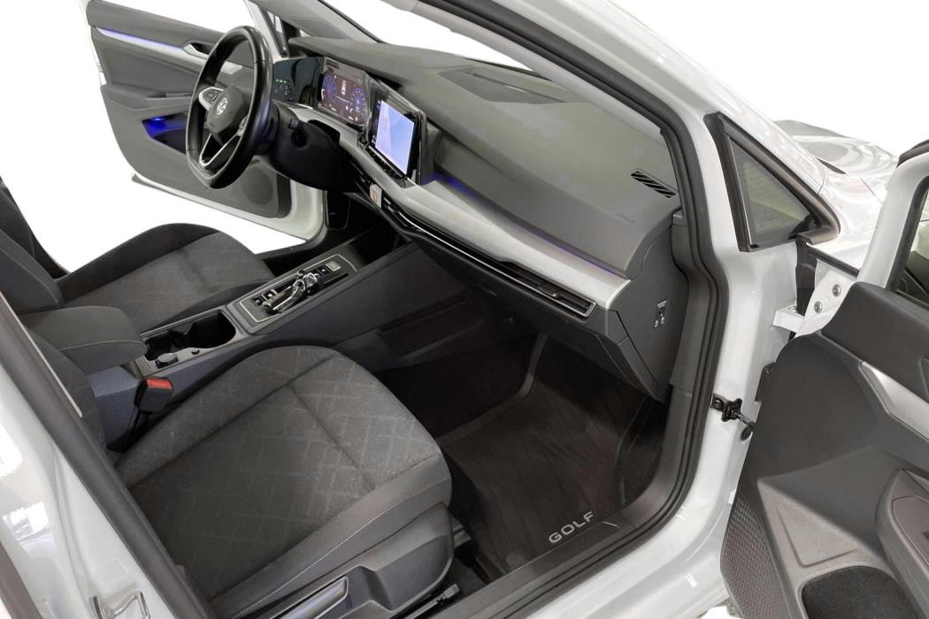 Volkswagen Golf 2021