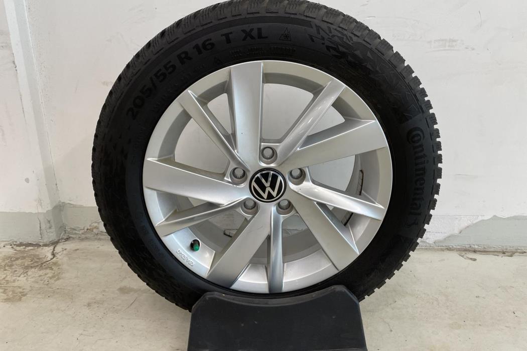 Volkswagen Golf 2021