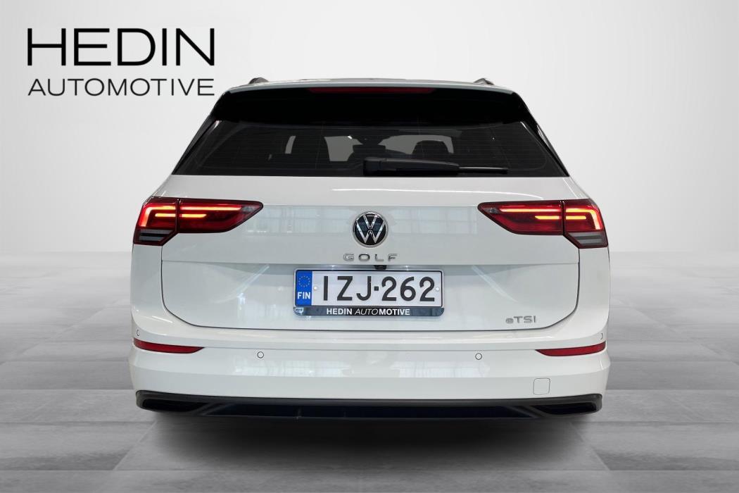 Volkswagen Golf 2021