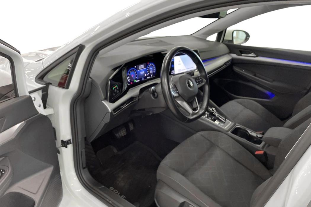Volkswagen Golf 2021