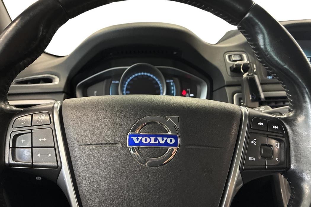 VOLVO V70 2014