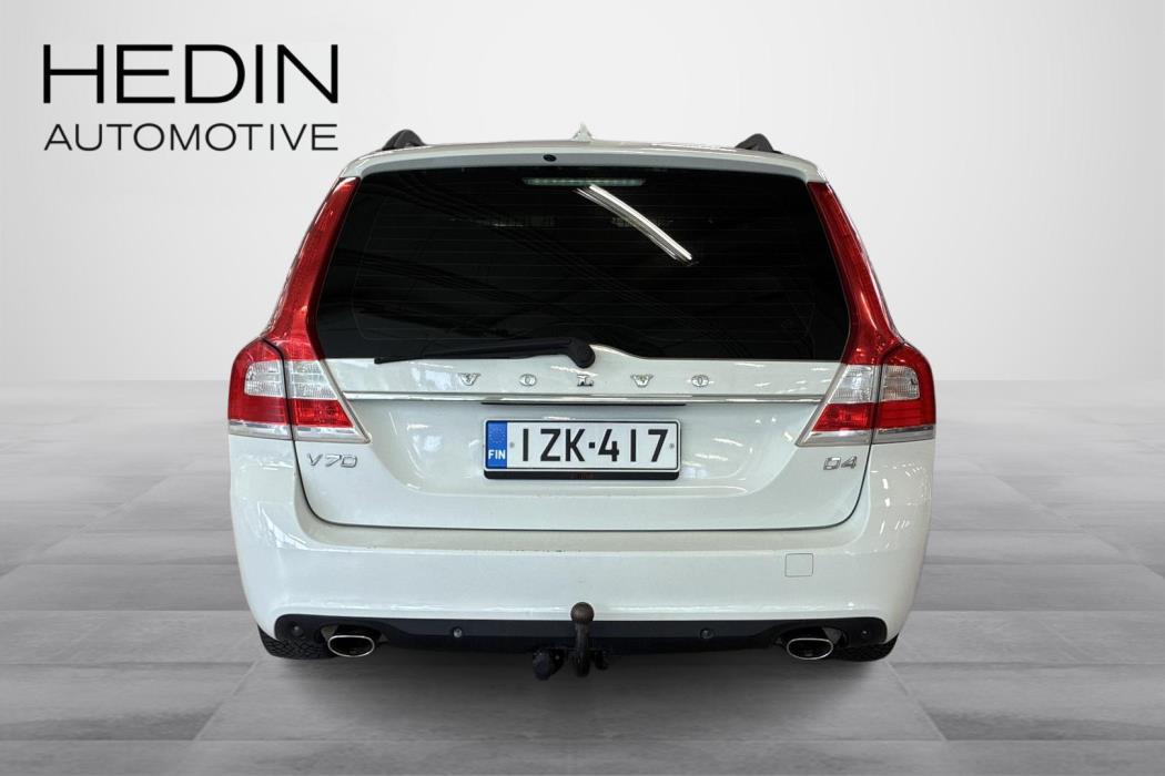 VOLVO V70 2014