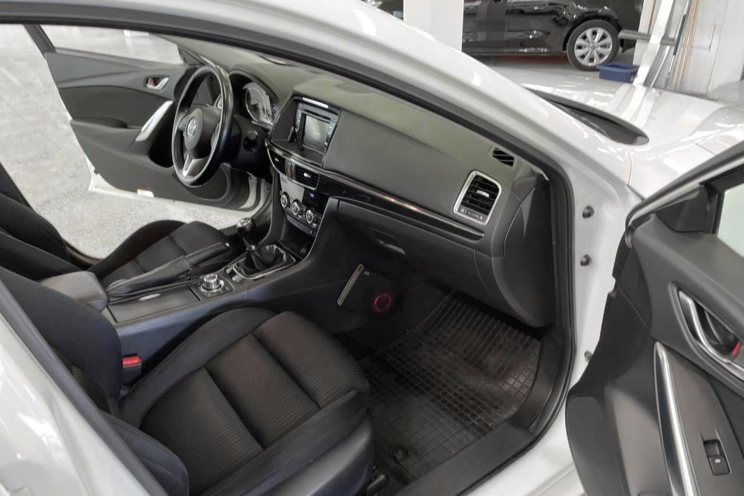 MAZDA Mazda6 2015