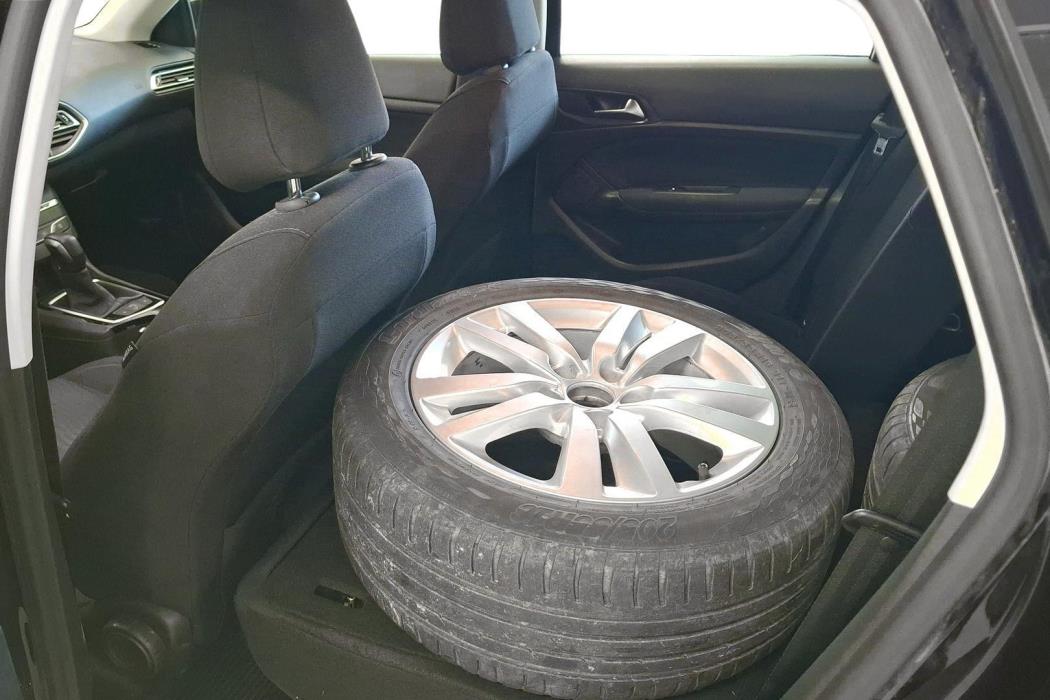 PEUGEOT 308 2016