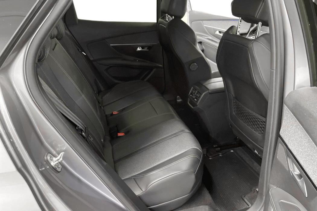 PEUGEOT 3008 2021