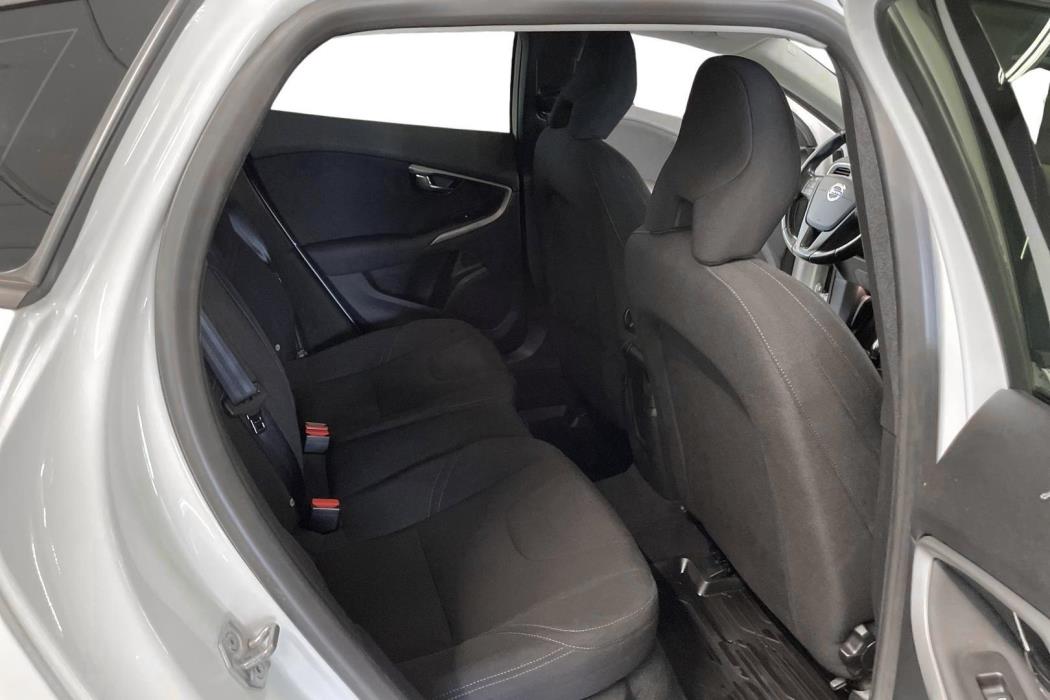 Volvo V40 2015