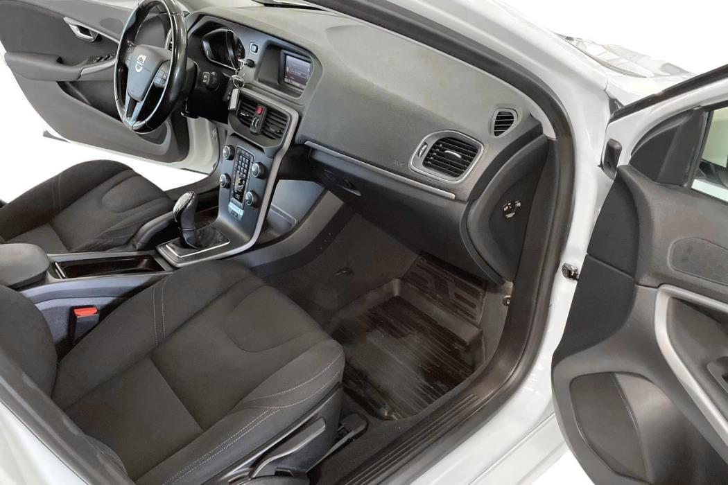 Volvo V40 2015