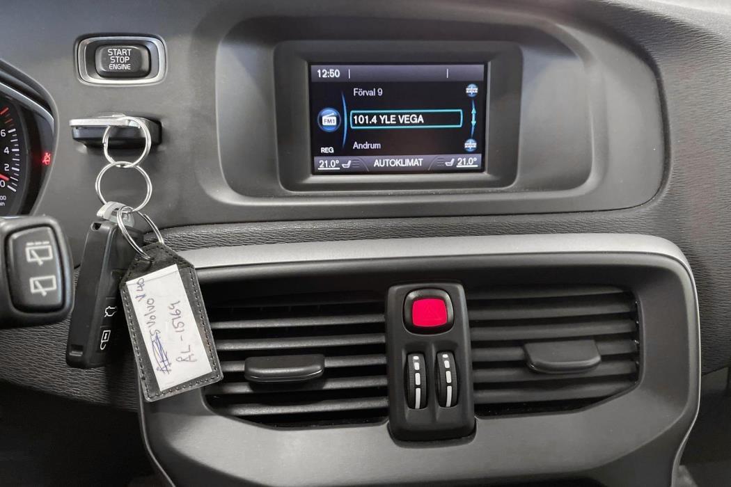 Volvo V40 2015