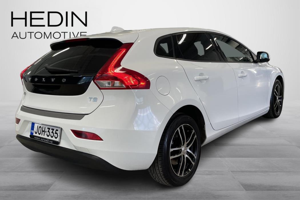 Volvo V40 2015