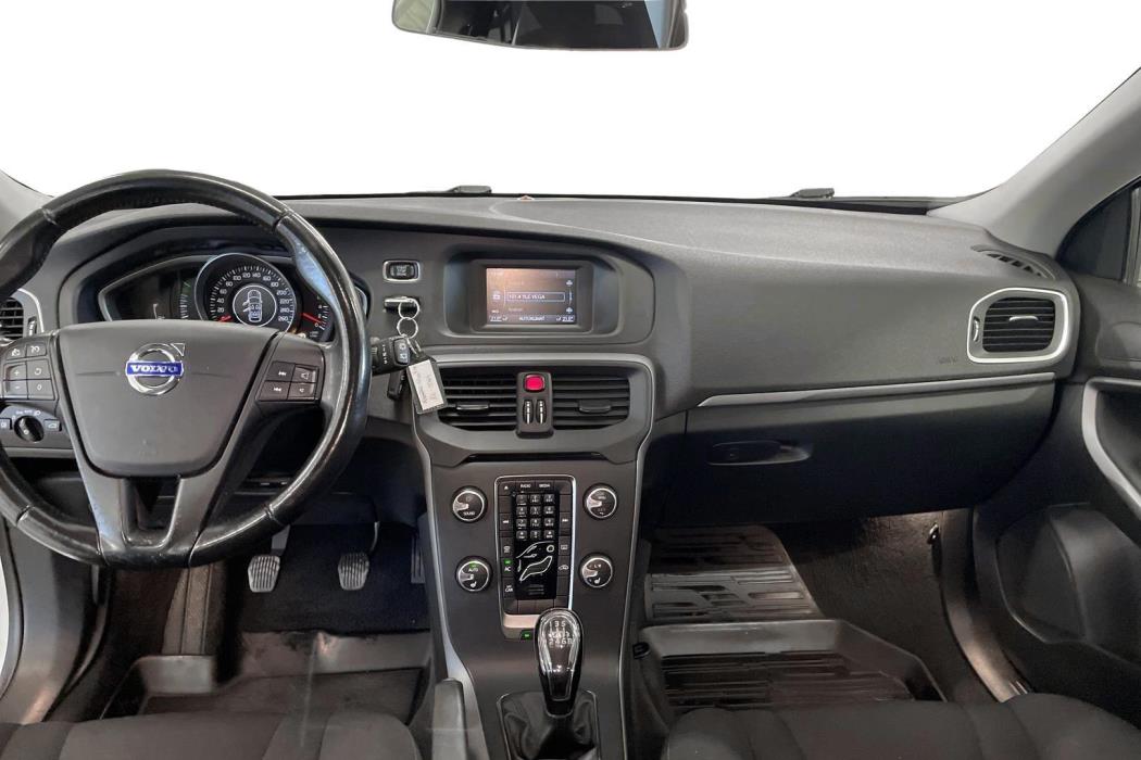 Volvo V40 2015