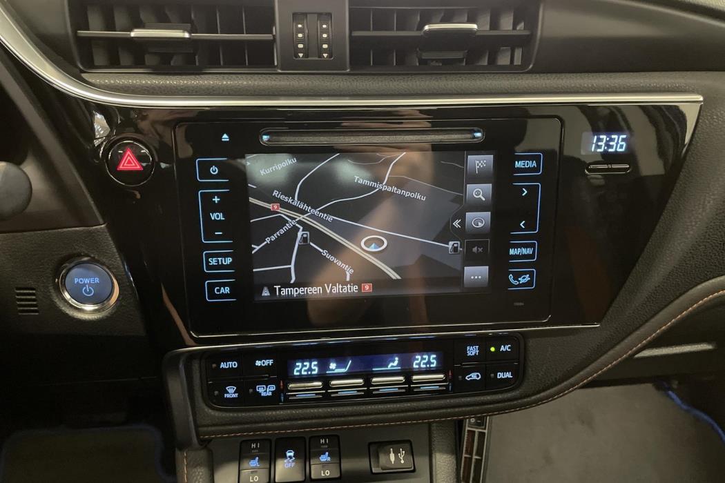 Toyota Auris 2016