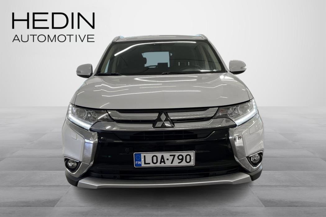 MITSUBISHI Outlander 2017