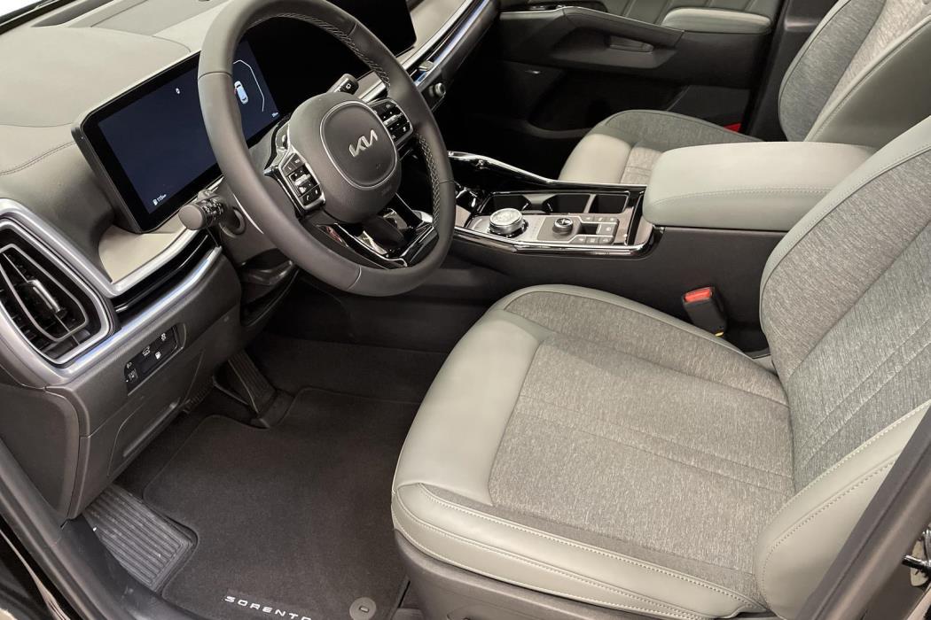 KIA SORENTO 2025
