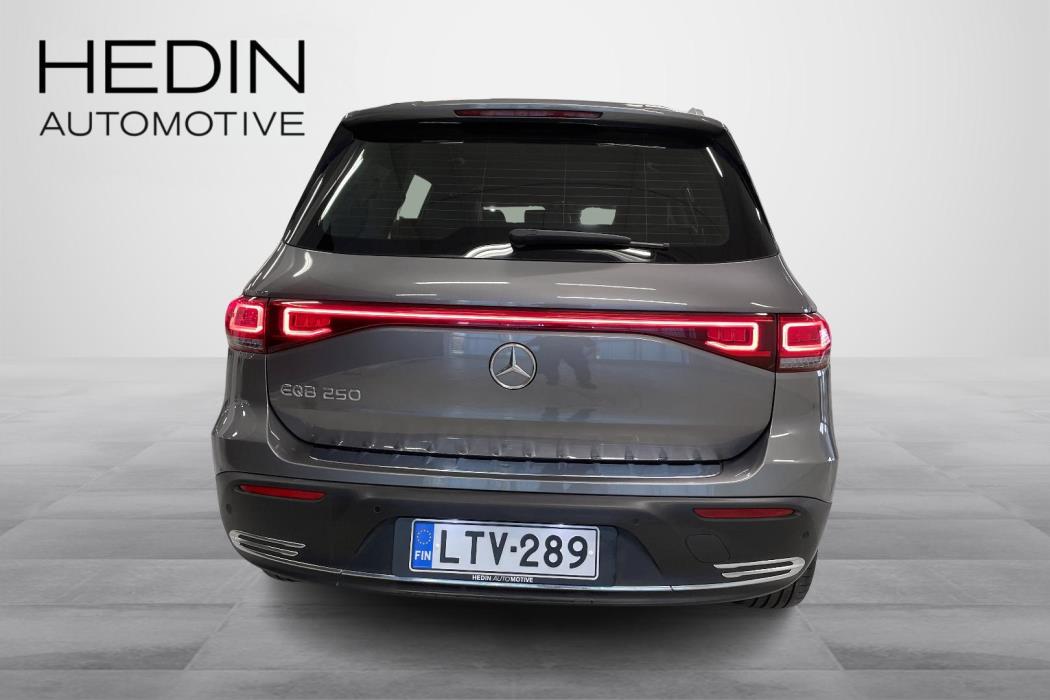 Mercedes-Benz EQB 2024