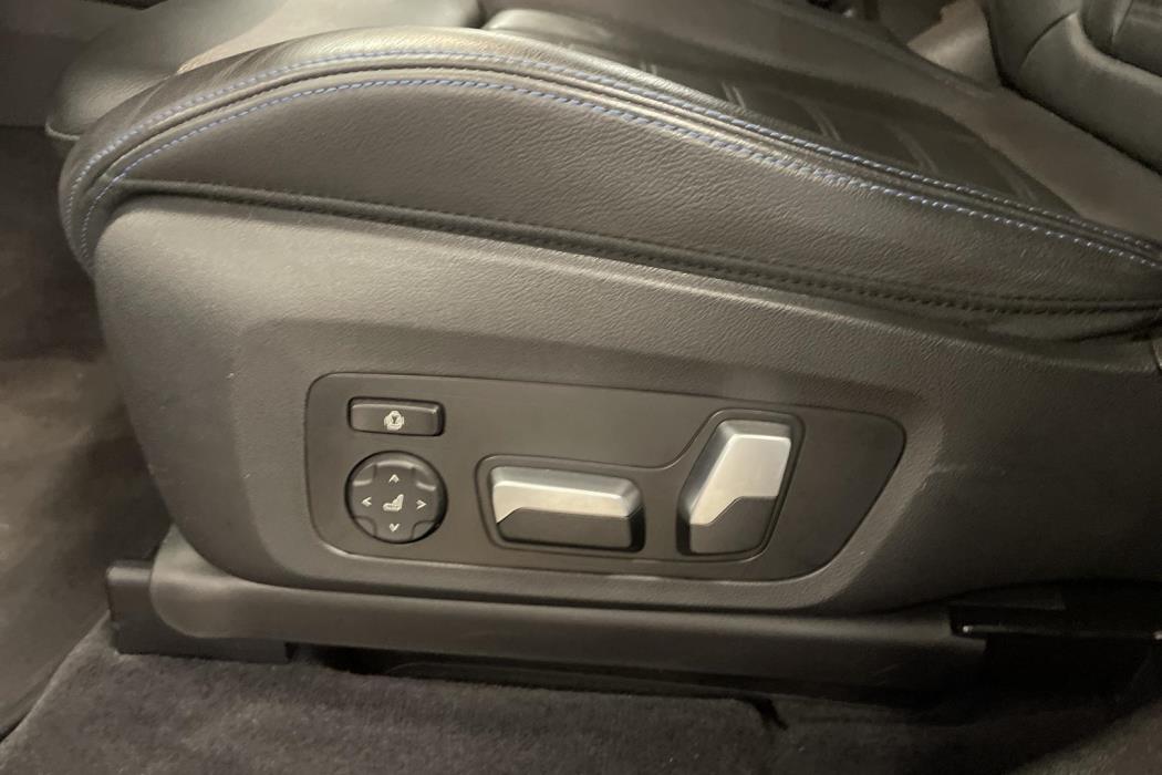 BMW iX3 2023