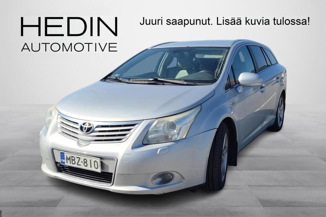 Toyota Avensis 2010