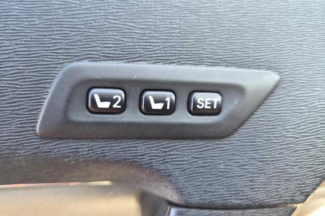 Toyota Avensis 2010