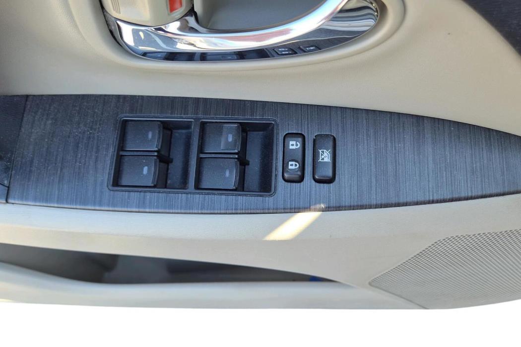 Toyota Avensis 2010