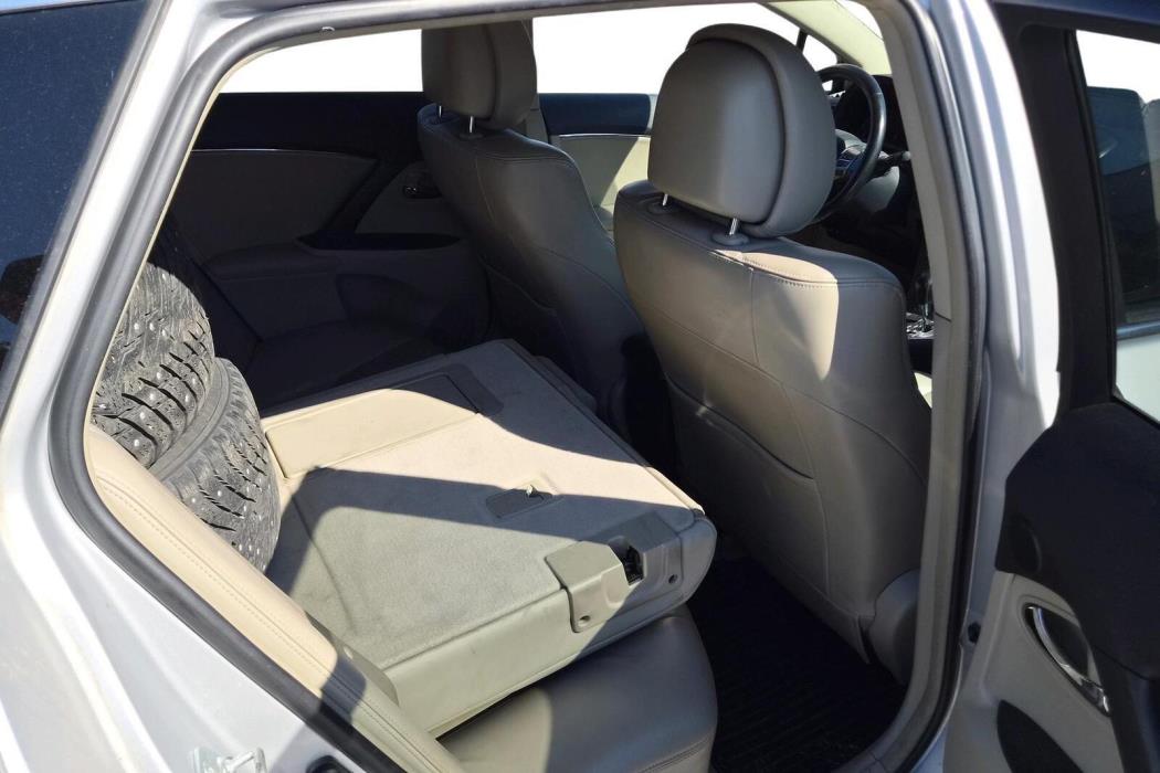 Toyota Avensis 2010