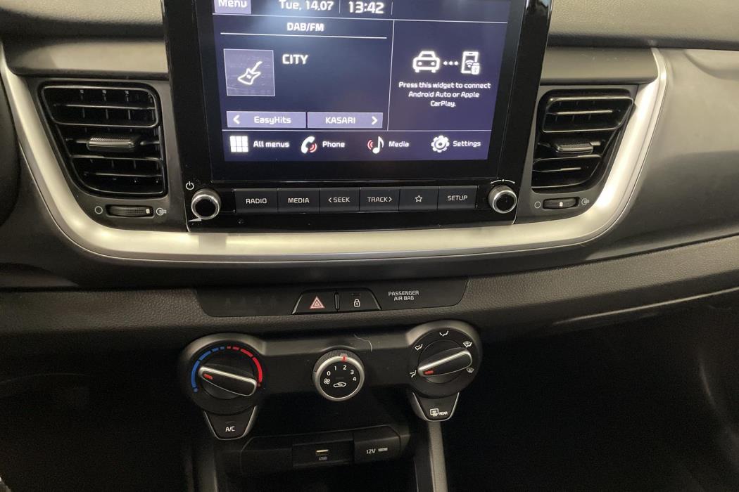 KIA STONIC 2023