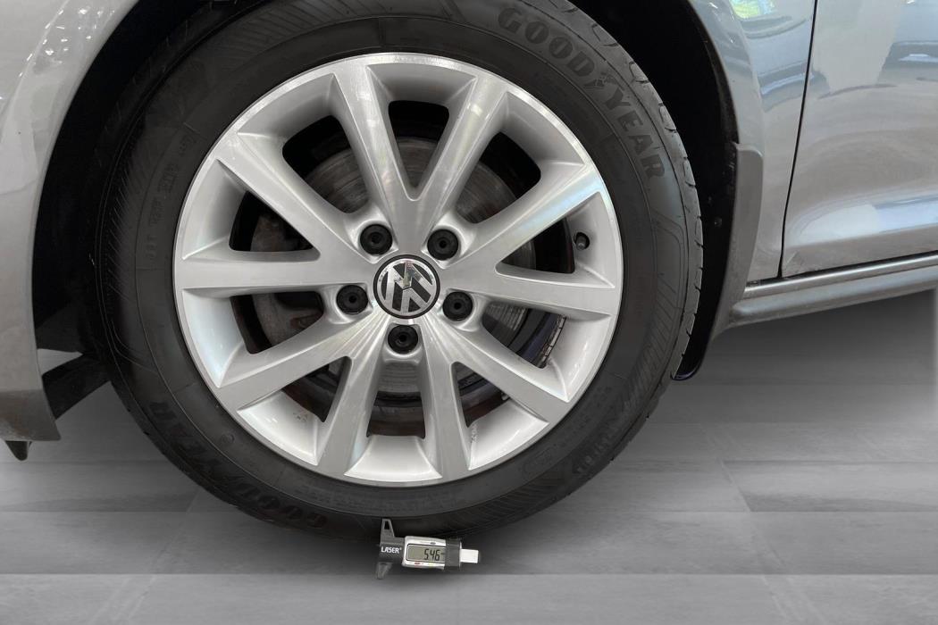 VOLKSWAGEN GOLF 2013