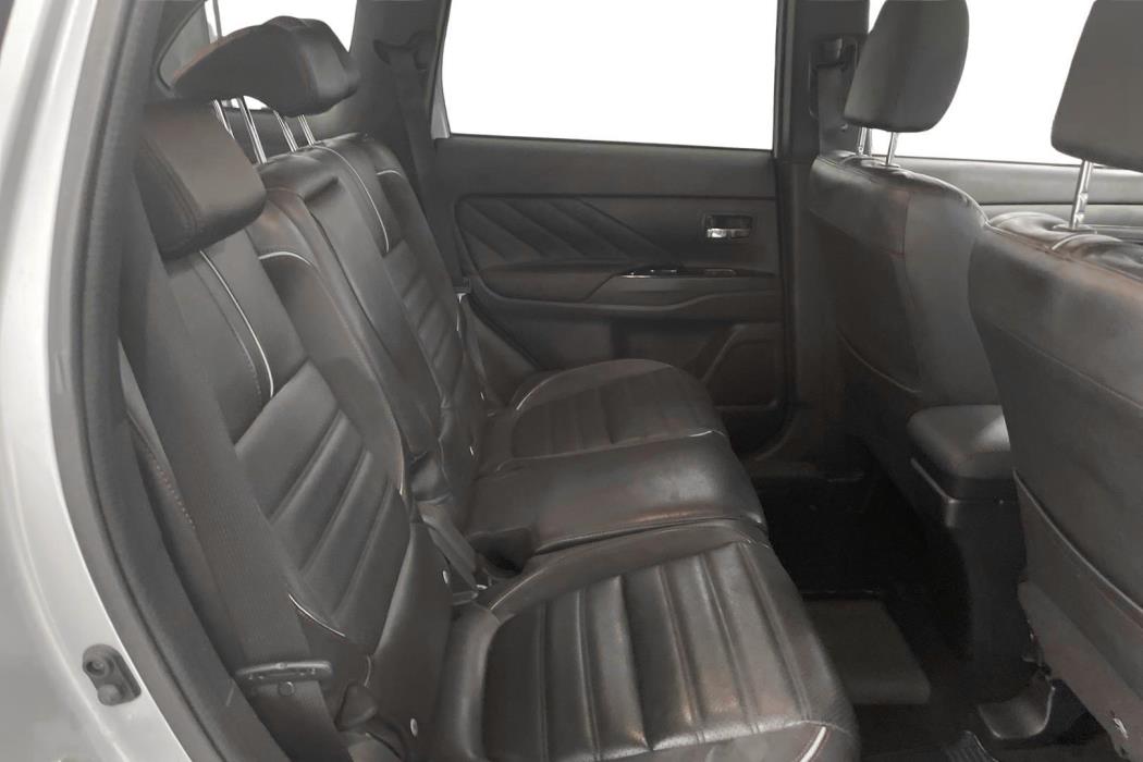 Mitsubishi Outlander PHEV 2018