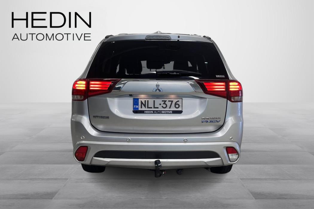 Mitsubishi Outlander PHEV 2018