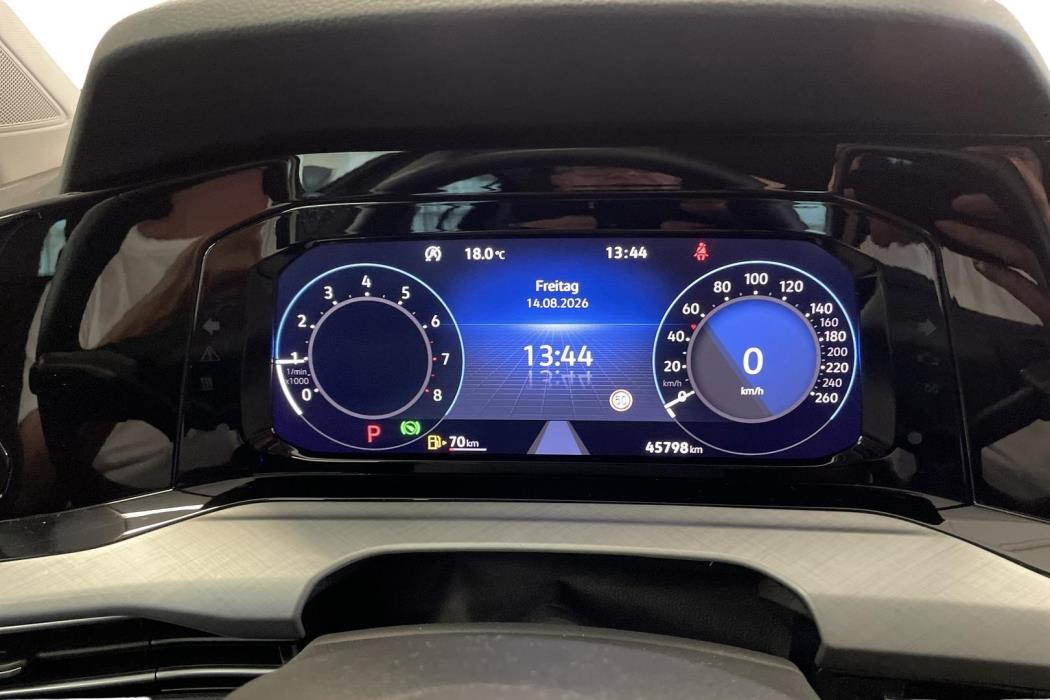 Volkswagen Golf 2023