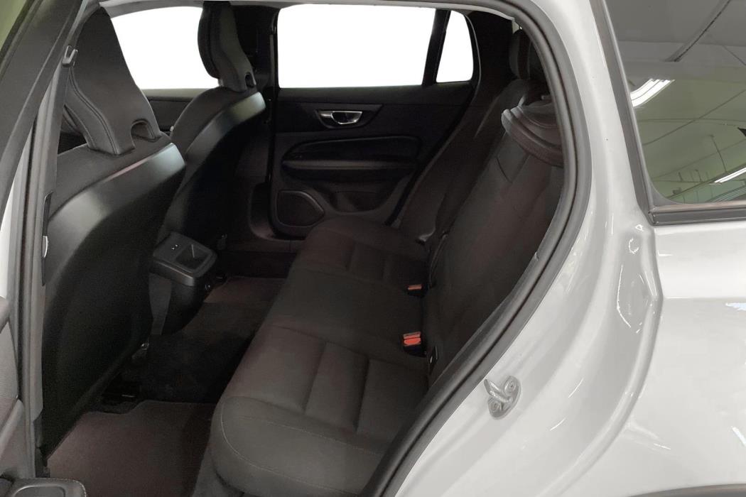Volvo V60 Cross Country 2022