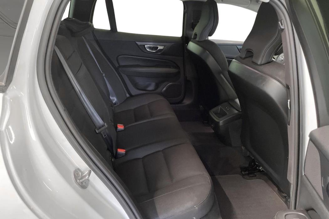 Volvo V60 Cross Country 2022