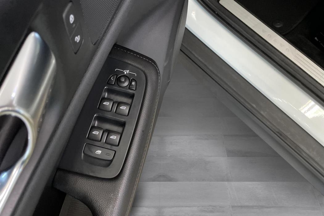 Volvo V60 Cross Country 2022