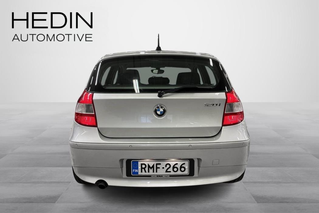 BMW 120 2006