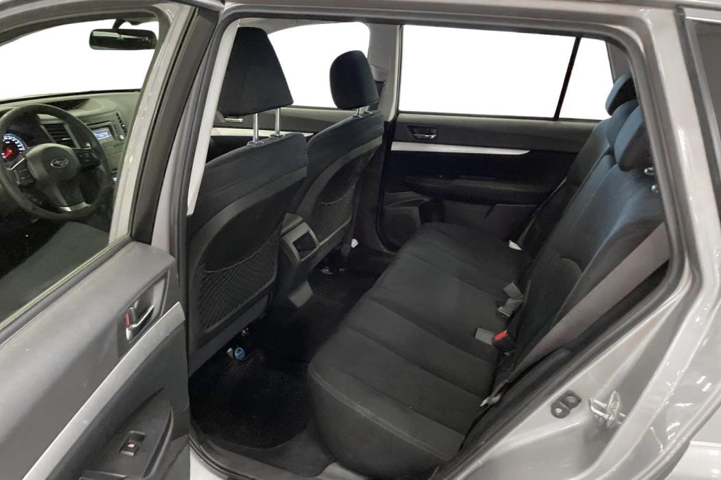 SUBARU OUTBACK 2014