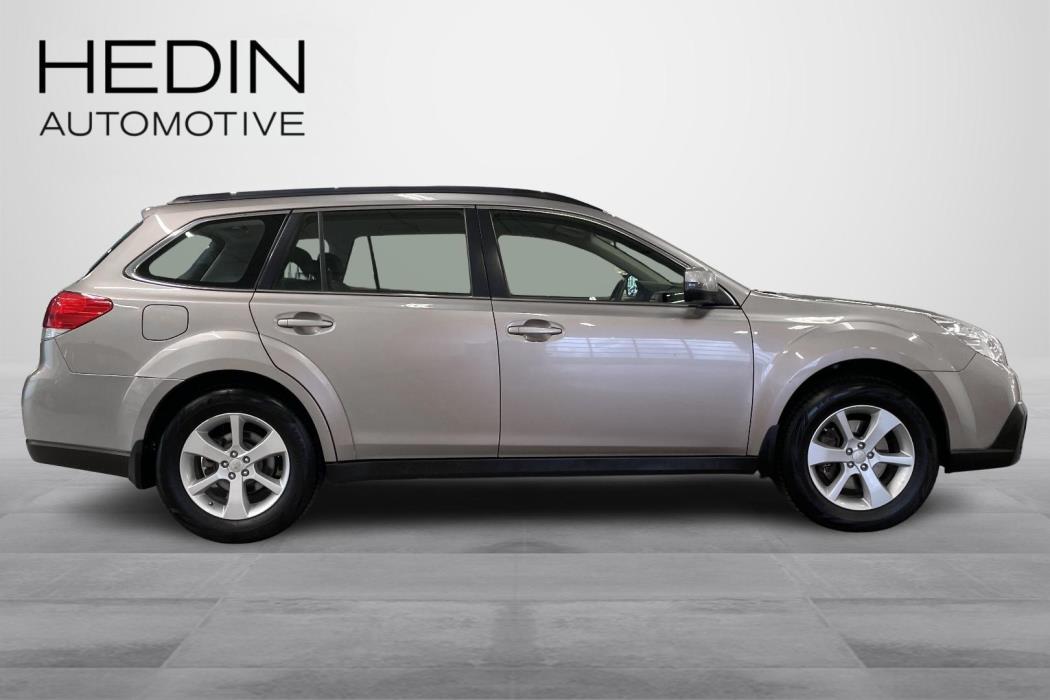 SUBARU OUTBACK 2014
