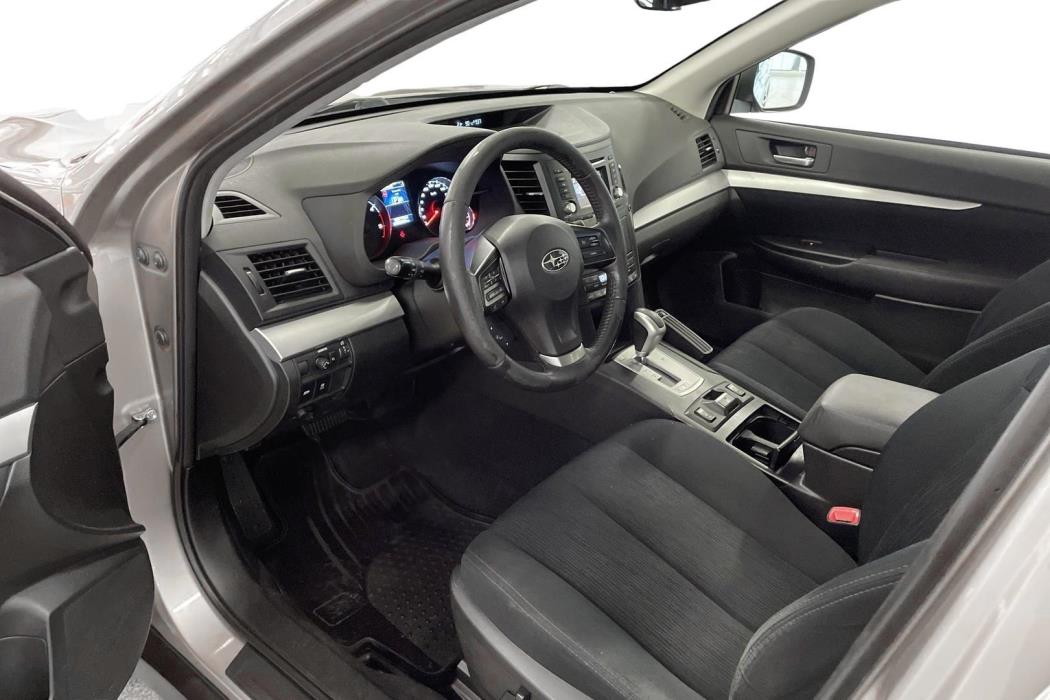 SUBARU OUTBACK 2014