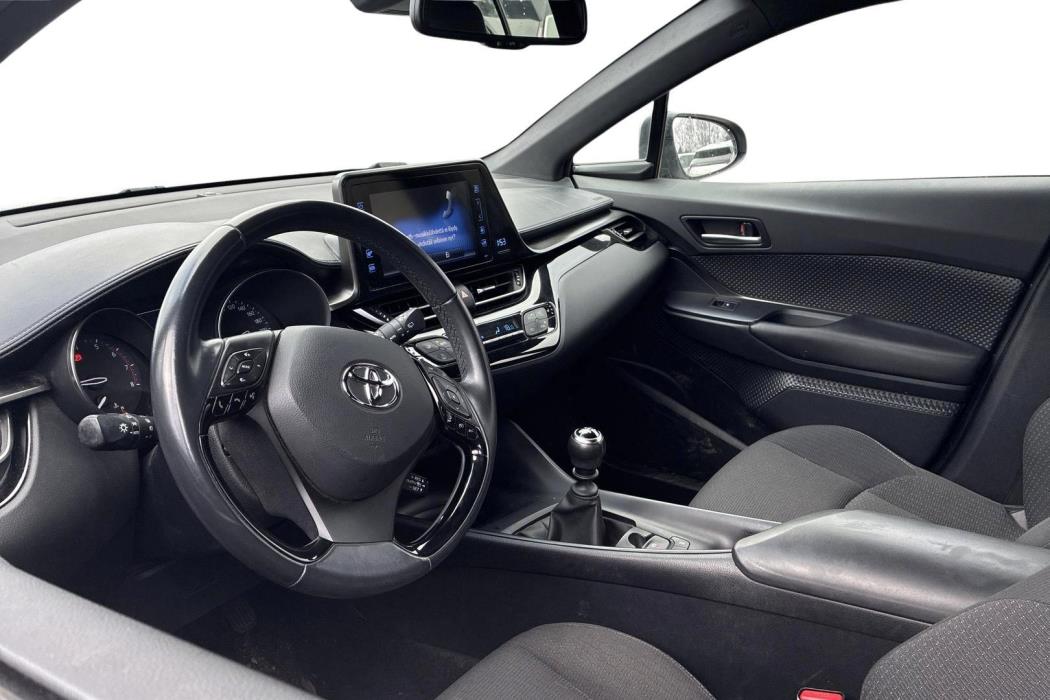 TOYOTA C-HR 2018