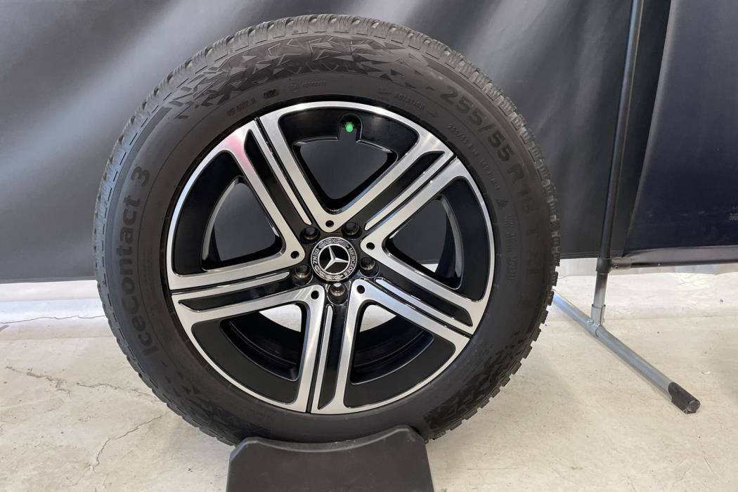Mercedes-Benz GLC 2023