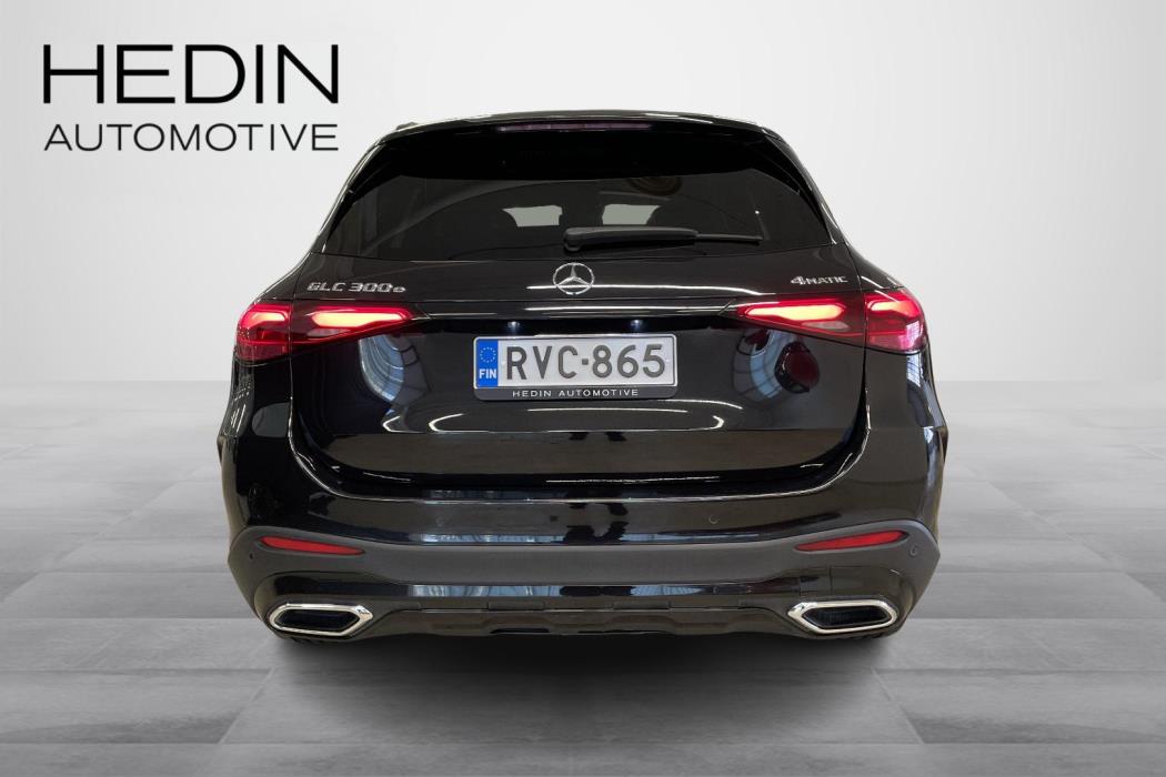 Mercedes-Benz GLC 2023