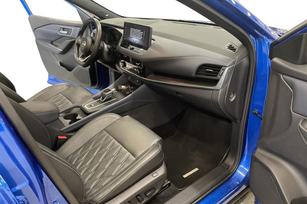 NISSAN Qashqai 2023
