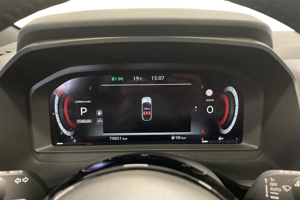 NISSAN Qashqai 2023