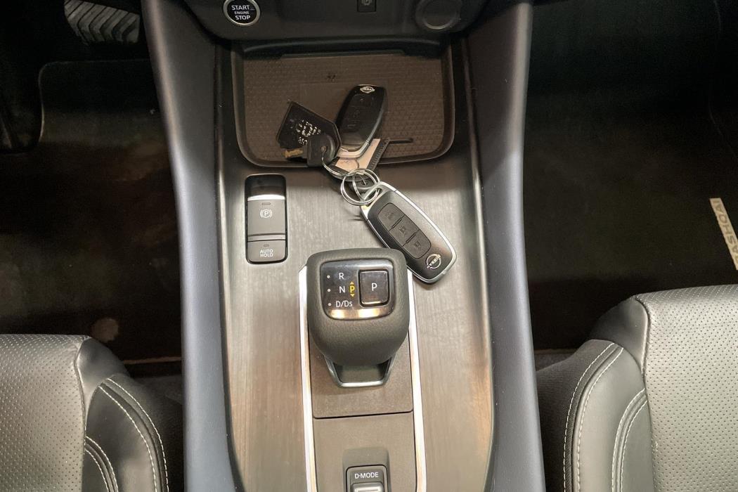 NISSAN Qashqai 2023