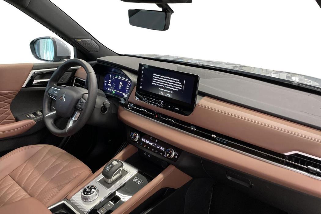 Mitsubishi Outlander 2025