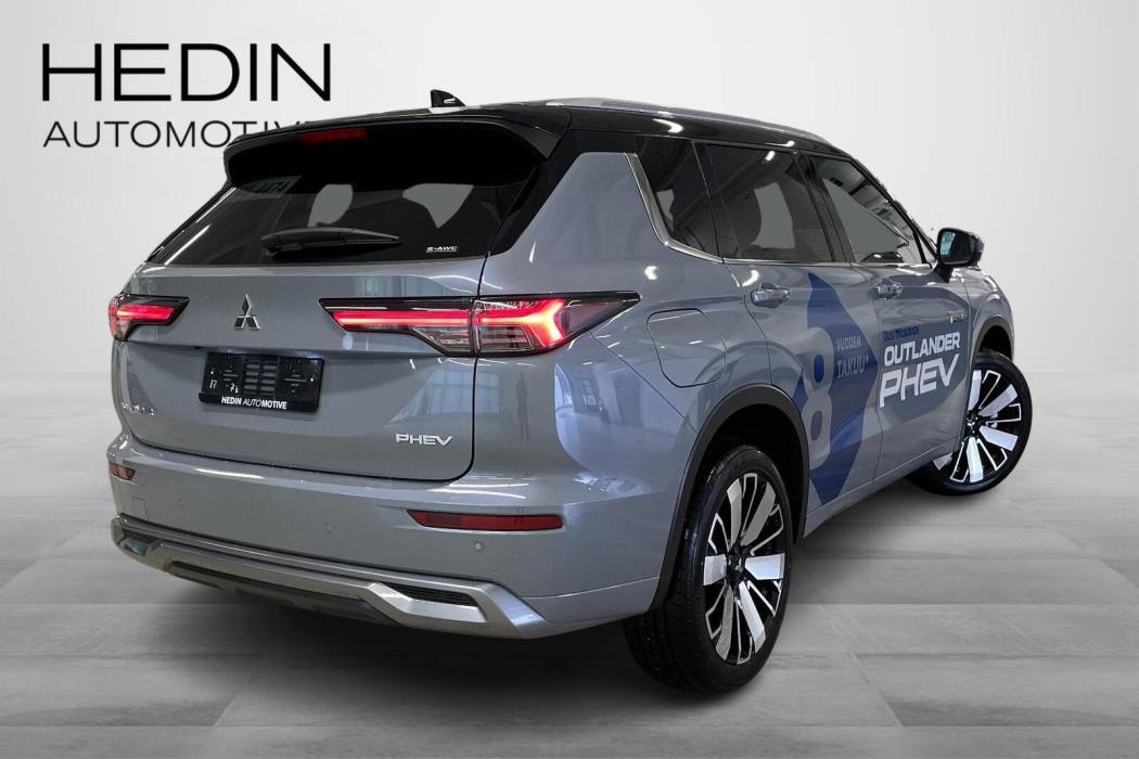 Mitsubishi Outlander 2025